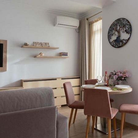 מאמאיה Apartament Le Bonheur מראה חיצוני תמונה