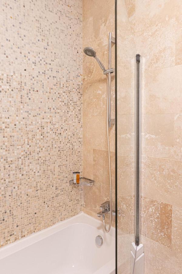 מאמאיה Apartament Le Bonheur מראה חיצוני תמונה