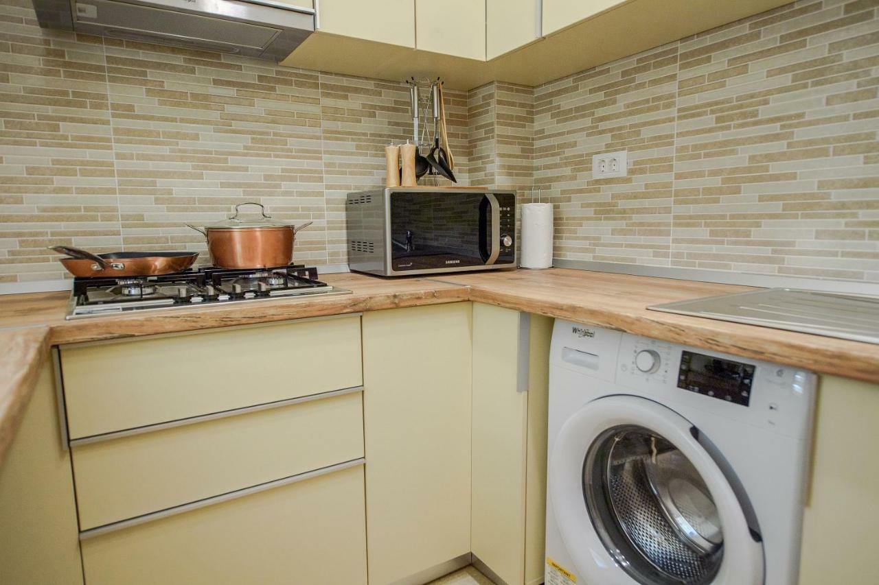 מאמאיה Apartament Le Bonheur מראה חיצוני תמונה